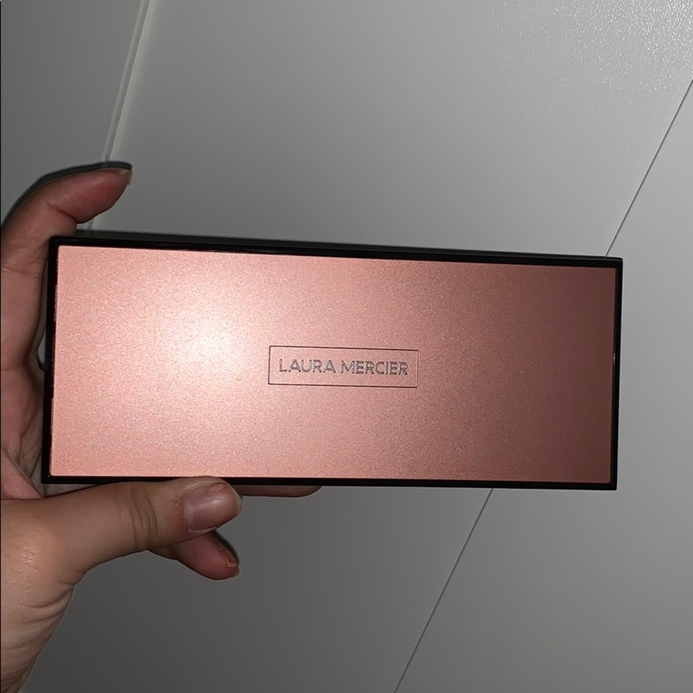 Laura Mercier Parisian Nudes eyeshadow palette